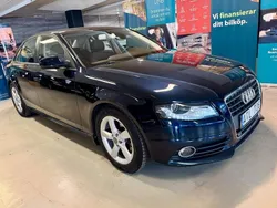 Mörkblå Begagnad 2010 Audi A4 S-Line Sedan | 69 900 kr (Marknadspris)