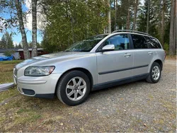 Grå Begagnad 2005 Volvo V50 Kombi | 25 000 kr (Bra pris)