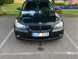 Svart Begagnad 2006 BMW 320 Kombi | 82 900 kr