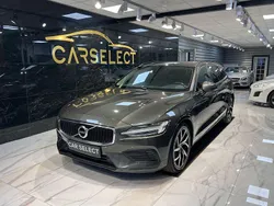 Mörkgrå (grå) Begagnad 2020 Volvo V60 Momentum Kombi | 244 000 kr (Marknadspris)