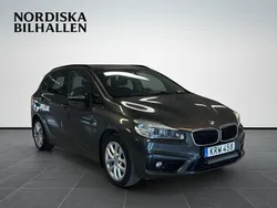 Grå Begagnad 2014 BMW 218 Active Tourer Sport Line Minibuss | 84 795 kr (Bra pris)