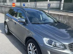 Grå Begagnad 2017 Volvo XC60 Momentum SUV | 240 000 kr (Superpris)
