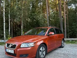 Röd Begagnad 2011 Volvo V50 Momentum Kombi | 33 000 kr (Bra pris)