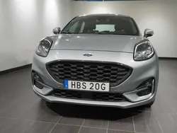 Grå/silver Begagnad 2022 Ford Puma ST-Line Sportkupé | 239 900 kr (Marknadspris)