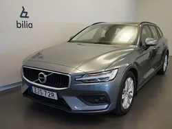 Grå Begagnad 2019 Volvo V60 Momentum Kombi | 279 500 kr (Marknadspris)