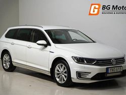 Vit Begagnad 2017 VW Passat GTE Kombi | 154 900 kr (Marknadspris)