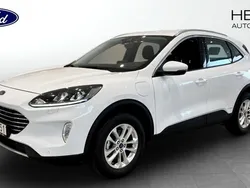 Vit (white) Begagnad 2022 Ford Kuga Titanium SUV | 244 900 kr (Bra pris)