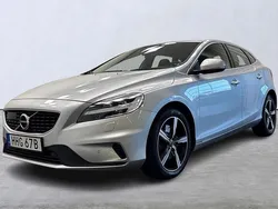 Silver Begagnad 2019 Volvo V40 R-Design Kombi | 235 000 kr (Lite dyr)