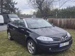 Svart Begagnad 2009 Renault Mégane Cabriolet Cab | 35 000 kr