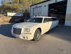 Vit Begagnad 2005 Chrysler 300C Sedan | 239 900 kr