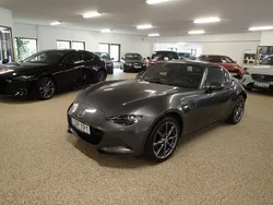 Grå (machine gray mica met.) Begagnad 2017 Mazda MX5 Cab | 254 000 kr (Marknadspris)