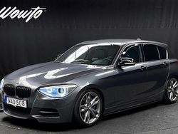 Grå Begagnad 2013 BMW M135 Halvkombi | 219 800 kr (Marknadspris)