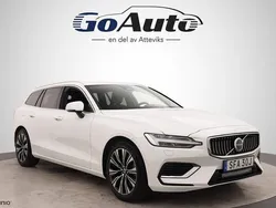 Vit Begagnad 2024 Volvo V60 Core Kombi | 459 900 kr (Marknadspris)