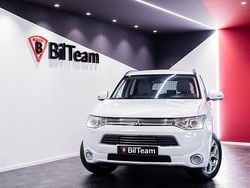 Vit Begagnad 2014 Mitsubishi Outlander P-HEV SUV | 119 900 kr (Marknadspris)