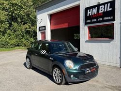 Mörkgrön Begagnad 2007 Mini Cooper S Halvkombi | 79 900 kr (Superpris)