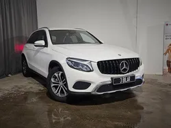 Vit Begagnad 2016 Mercedes GLC220 SUV | 189 000 kr (Marknadspris)