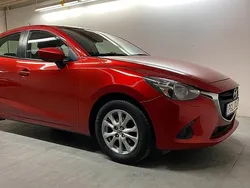 Röd Begagnad 2017 Mazda 2 Halvkombi | 99 900 kr (Bra pris)
