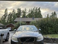 Grå Begagnad 2008 Volvo V70 Kinetic Kombi | 20 000 kr