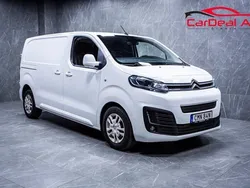 Vit Begagnad 2019 Citroën Jumpy Minibuss | 137 800 kr (Superpris)