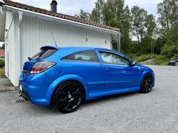 Blå Begagnad 2009 Opel Astra OPC Halvkombi | 48 000 kr (Marknadspris)