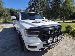 Vit Begagnad 2020 RAM 1500 Pickup | 690 000 kr