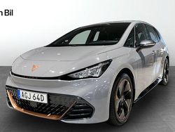 Ljusgrå (vapor grey) Begagnad 2022 Cupra Born Halvkombi | 249 900 kr (Marknadspris)
