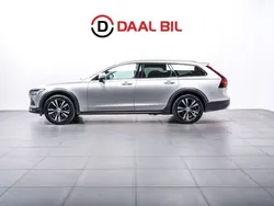 Silver Begagnad 2021 Volvo V90 CC Kombi | 279 700 kr (Bra pris)