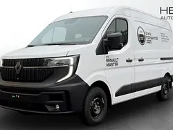 Vit (white) Ny 2024 Renault Master Van | 596 125 kr (Lite dyr)