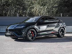 Svart Begagnad 2020 Lamborghini Urus SUV | 2 749 900 kr