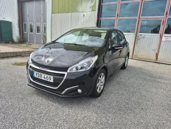 Svart Begagnad 2016 Peugeot 208 Halvkombi | 59 000 kr (Bra pris)