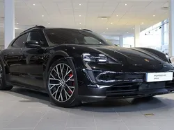 Svart Begagnad 2021 Porsche Taycan 4S Cross Turismo Sedan | 845 000 kr (Marknadspris)