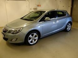 Grå Begagnad 2010 Opel Astra S Halvkombi | 54 000 kr (Marknadspris)