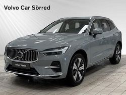 Grå Begagnad 2024 Volvo XC60 Plus SUV | 549 900 kr (Marknadspris)