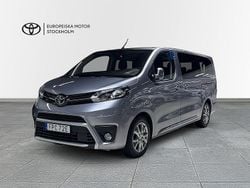 Silvermetallic Begagnad 2023 Toyota Proace Verso Kombi | 349 900 kr (Marknadspris)