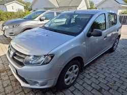 Silver Begagnad 2013 Dacia Sandero Halvkombi | 29 000 kr (Marknadspris)