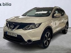 Vit Begagnad 2016 Nissan Qashqai Tekna SUV | 124 000 kr (Marknadspris)