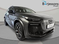 Daytonagrå pärleffekt Begagnad 2024 Audi SQ6 e-tron Sport SUV | 949 900 kr