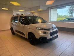 Vit Begagnad 2023 Citroën e-Berlingo Minibuss | 319 900 kr (Bra pris)