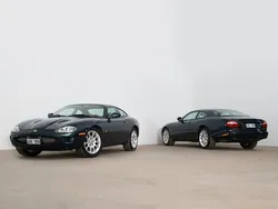 Mörkgrön Begagnad 1999 Jaguar XKR | 179 000 kr