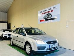 Silver Begagnad 2006 Ford Focus Halvkombi | 29 900 kr (Marknadspris)