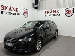 Svart Begagnad 2013 Audi A3 Sportback Attraction Halvkombi | 79 900 kr (Marknadspris)