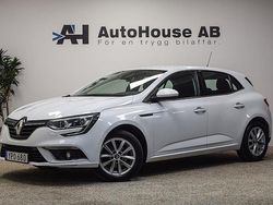 Vit Begagnad 2017 Renault Mégane IV Zen Halvkombi | 109 000 kr (Bra pris)