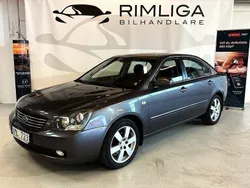 Mörkgrå Begagnad 2005 Kia Magentis Sedan | 39 900 kr