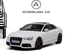 Vit Begagnad 2015 Audi RS5 Comfort Sportkupé | 274 900 kr