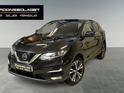 Svart Begagnad 2018 Nissan Qashqai SUV | 99 900 kr