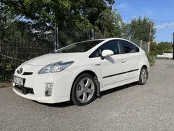 Vit Begagnad 2011 Toyota Prius Halvkombi | 69 999 kr (Marknadspris)