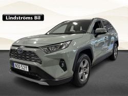 Grön Begagnad 2022 Toyota RAV4 Hybrid Active SUV | 365 000 kr (Marknadspris)