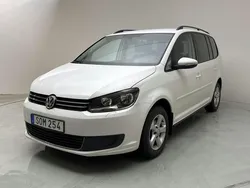 Vit Begagnad 2015 VW Touran Minibuss | 109 800 kr (Superpris)