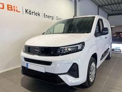 Vit (vit kaolin) Ny 2025 Opel Combo Elite Minibuss | 362 375 kr (Marknadspris)