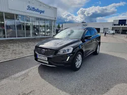 Svart Begagnad 2017 Volvo XC60 Momentum SUV | 190 000 kr (Dyr)